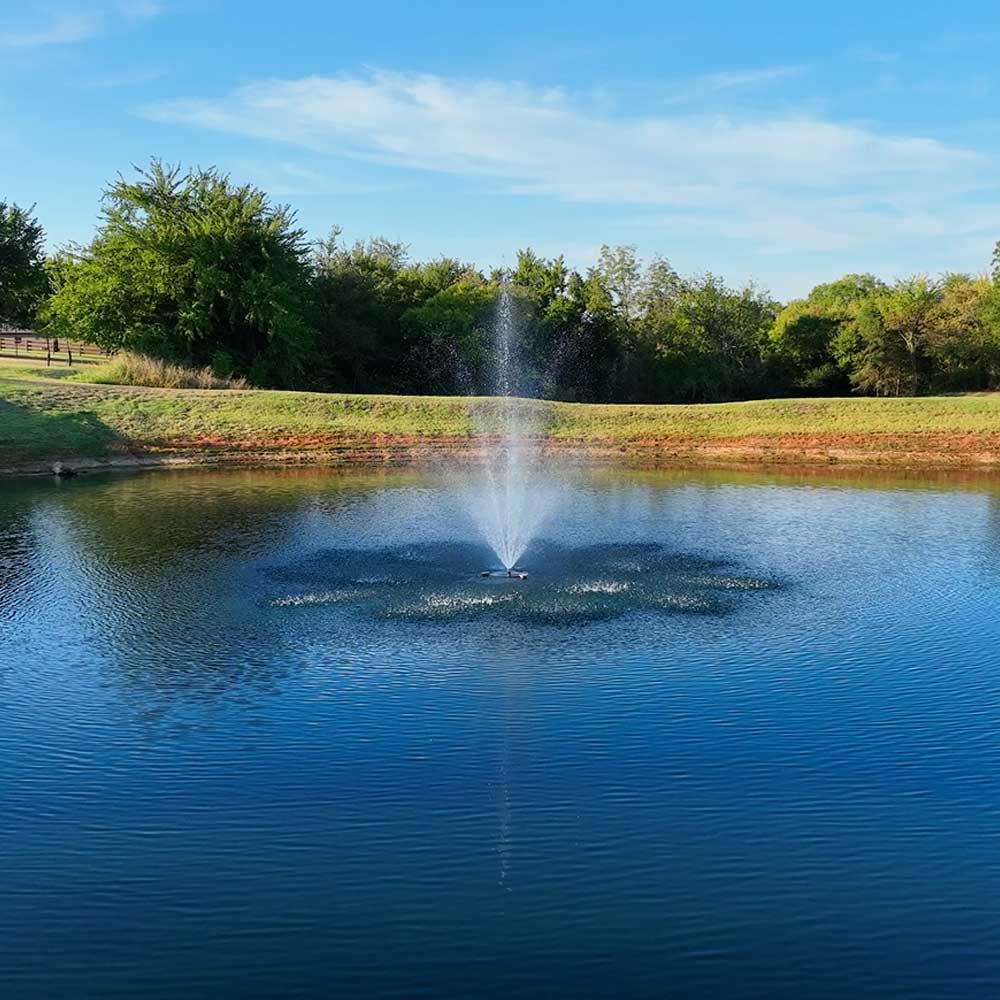 Stainless Steel Pro Series 1/2 HP Floating Fountain